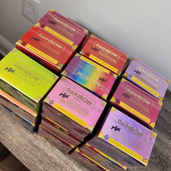 Rainbow High Mini Accessories Studio Shoes Lot of 27 NEW Sealed Boxes - Picture 5 of 6